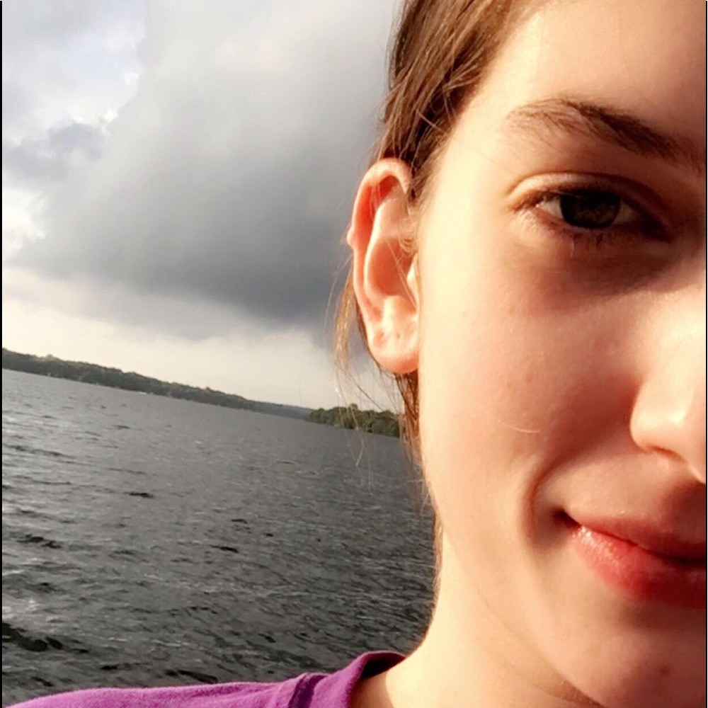 Meet your Posher, Ceara